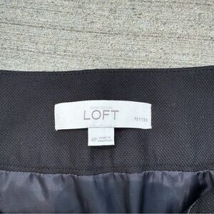 Black Skirt Size: 4